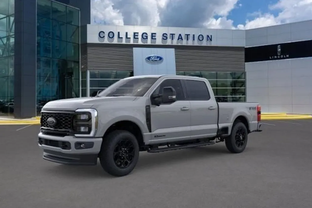 2026 Ford F-250 photo 1