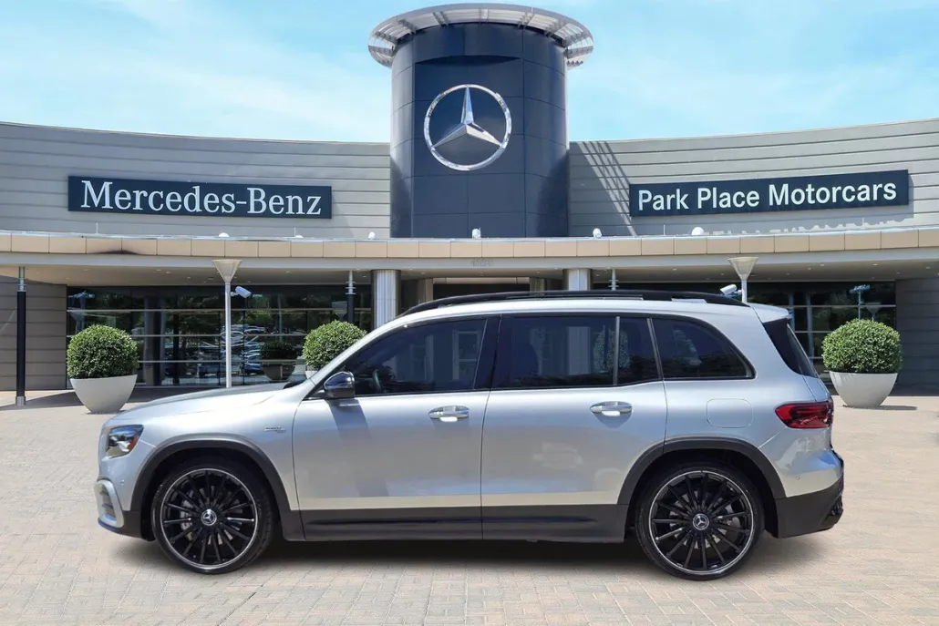 2024 Mercedes Benz GLB 35 AMG photo 1