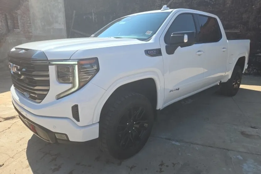 2024 Gmc Sierra 1500 AT4 photo 1
