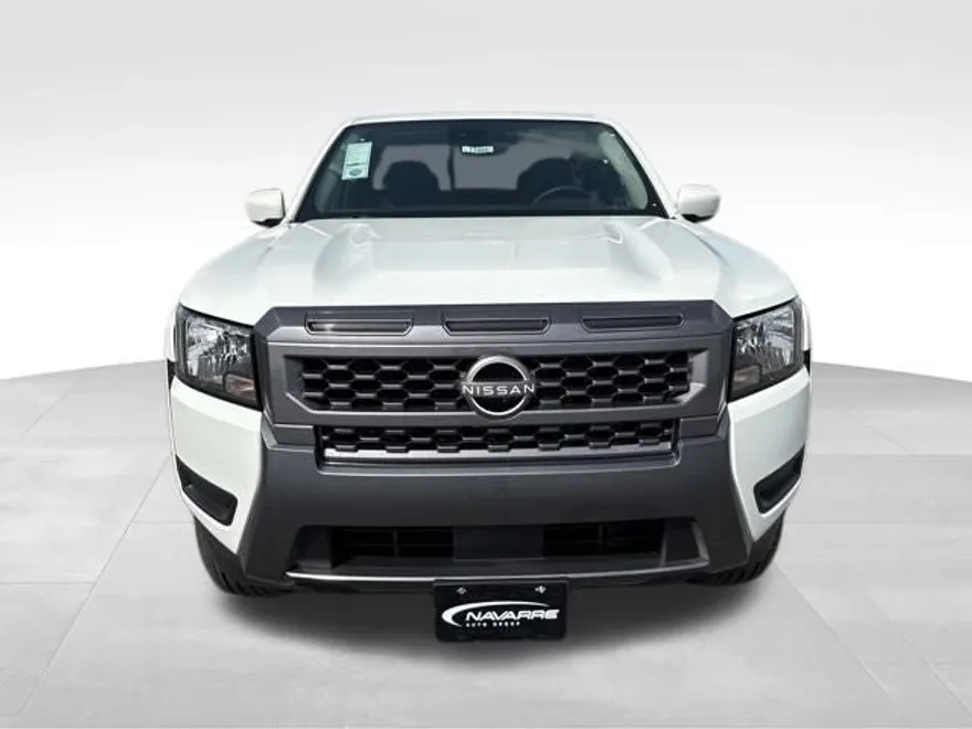 2025 Nissan Frontier SV photo 1