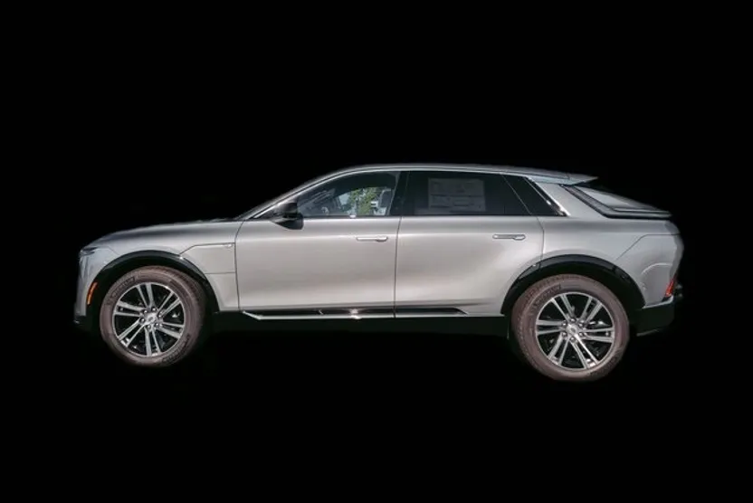 2026 Cadillac Lyriq Luxury photo 1