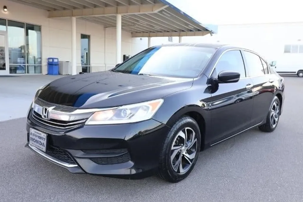 2016 Honda Accord LX photo 1