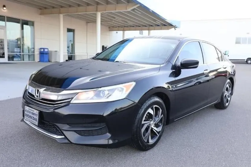2016 Honda Accord LX photo 1
