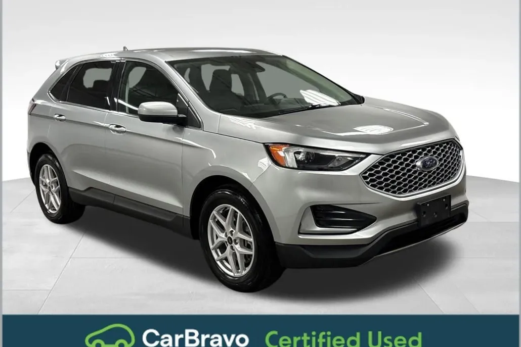 2023 Ford Edge SEL photo 1