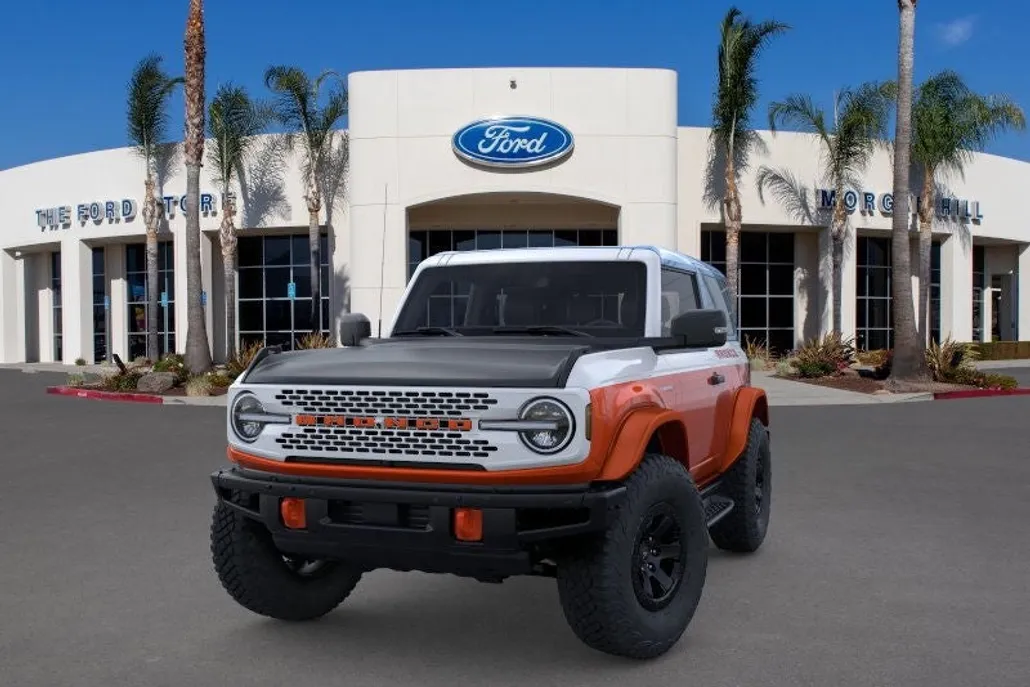 2025 Ford Bronco First Edition photo 1