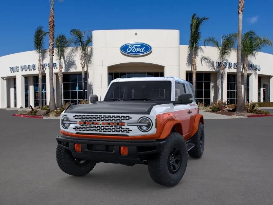 2025 Ford Bronco First Edition photo 1