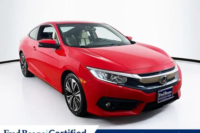 2018 Honda Civic EX-T photo 1