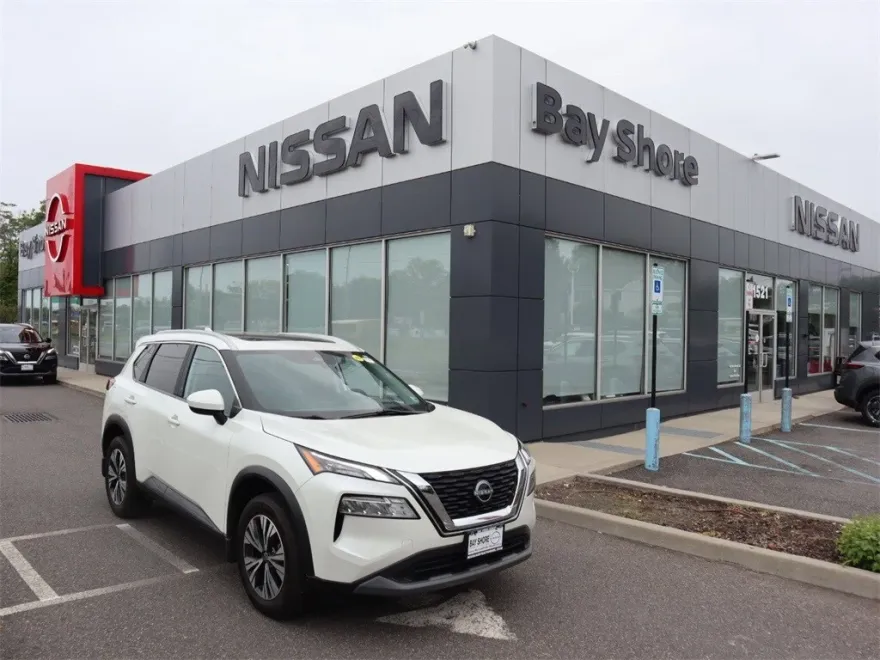 2023 Nissan Rogue SV photo 1