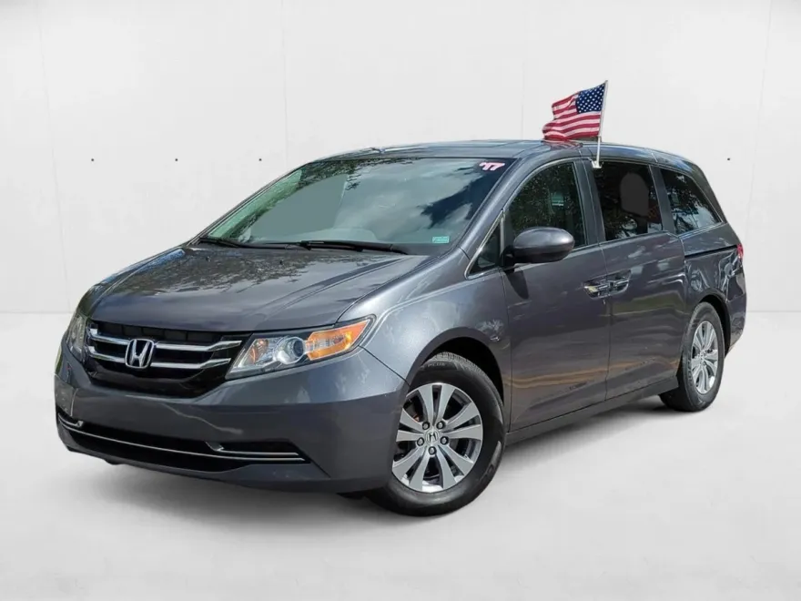2017 Honda Odyssey EX-L photo 1