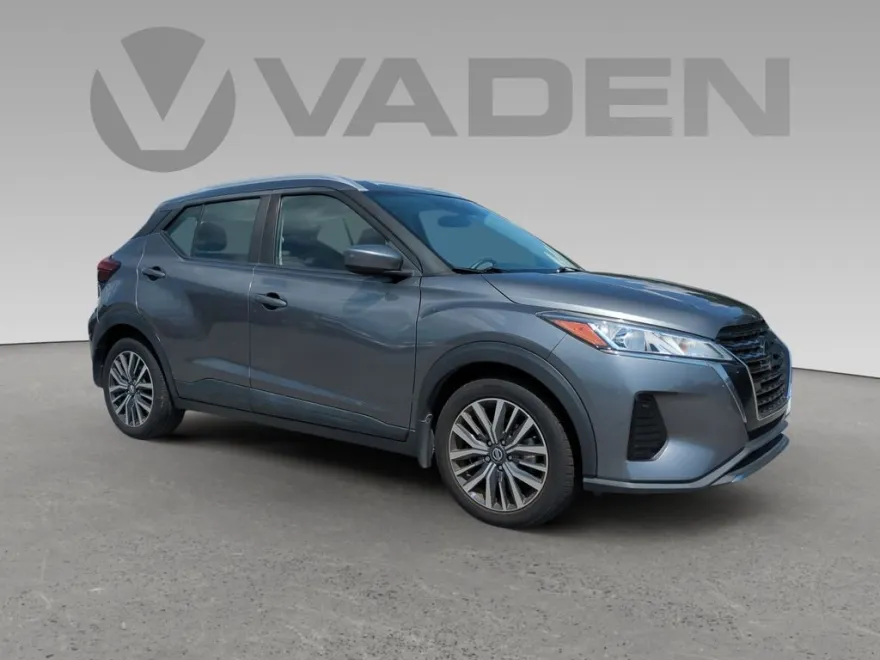 2021 Nissan Kicks SV photo 1