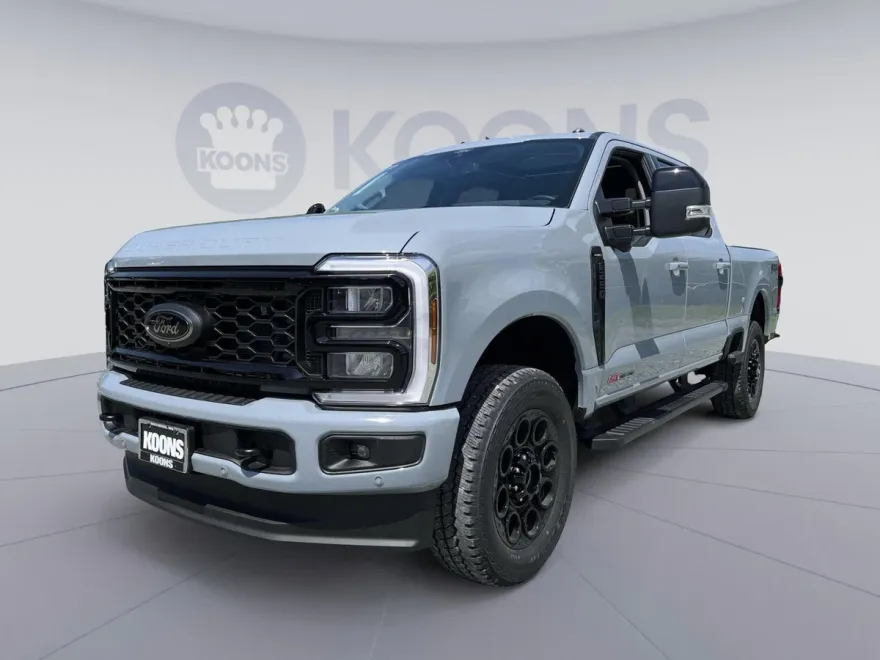 2025 Ford F-250 photo 1