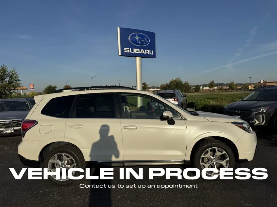2018 Subaru Forester 2.5i Touring photo 1