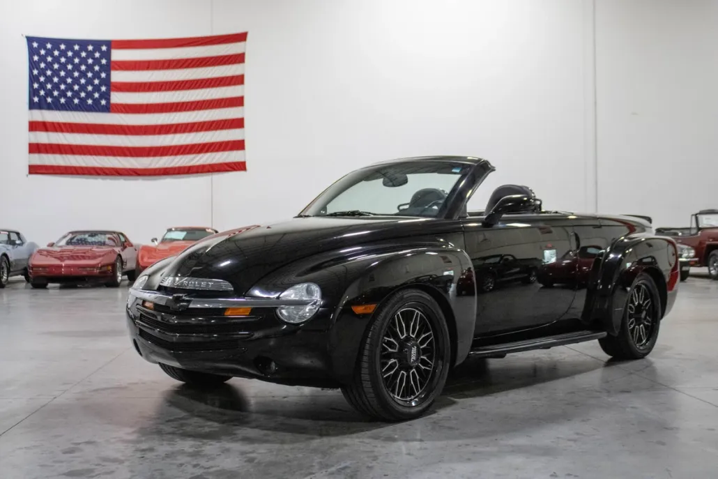 2005 Chevrolet SSR Base photo 1