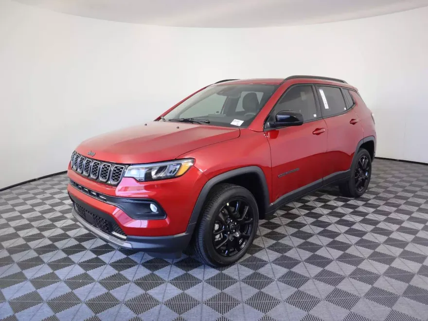 2025 Jeep Compass Latitude photo 1