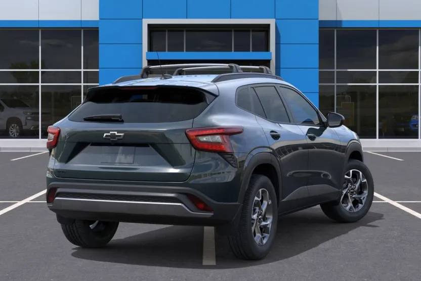 2025 Chevrolet Trax LT photo 1