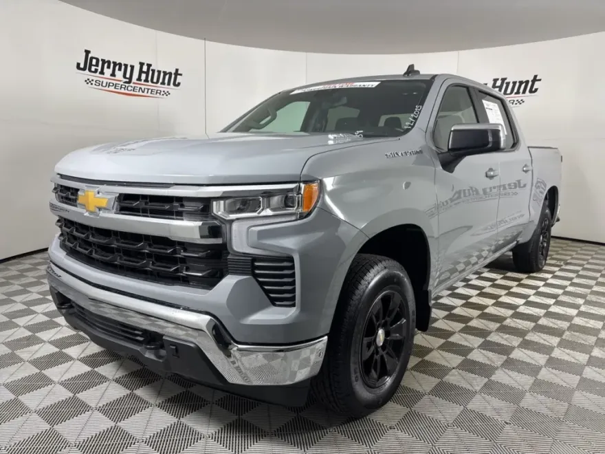 2024 Chevrolet Silverado 1500 LT photo 1