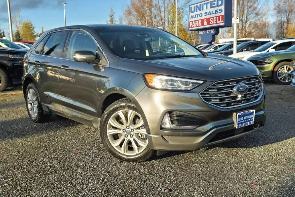 2019 Ford Edge Titanium Sport photo 1