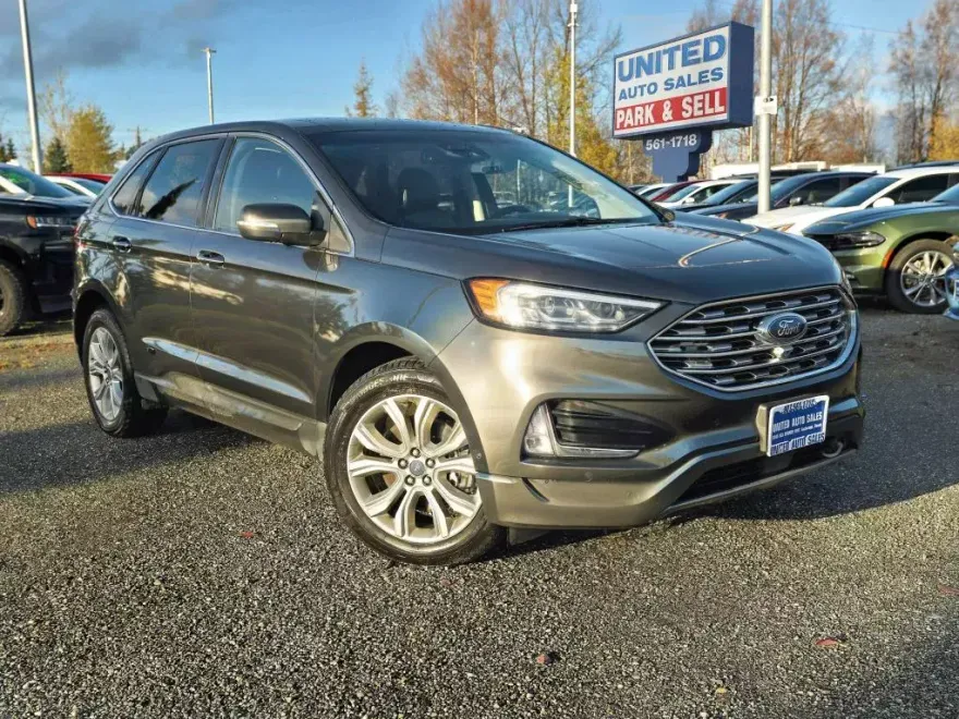 2019 Ford Edge Titanium Sport photo 1