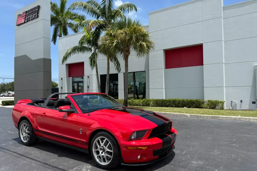 2009 Ford Mustang Shelby GT500 photo 1
