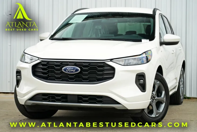 2024 Ford Escape ST-Line Select photo 1