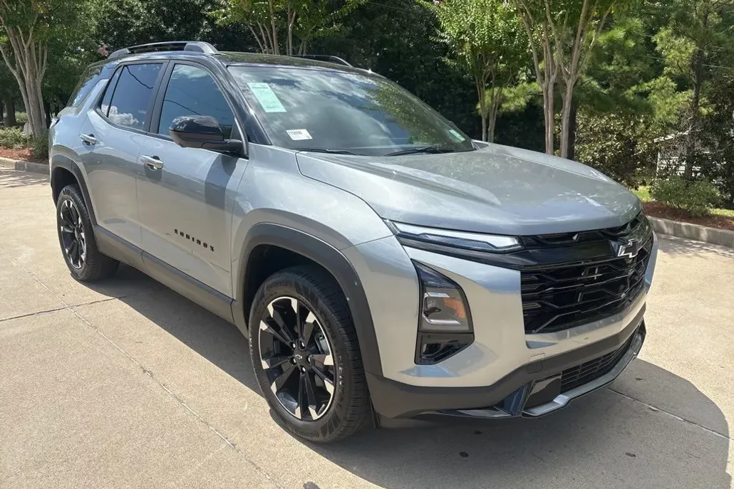 2026 Chevrolet Equinox RS photo 1