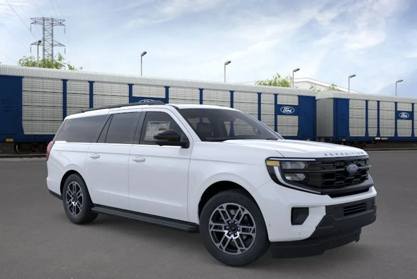 2025 Ford Expedition MAX photo 1