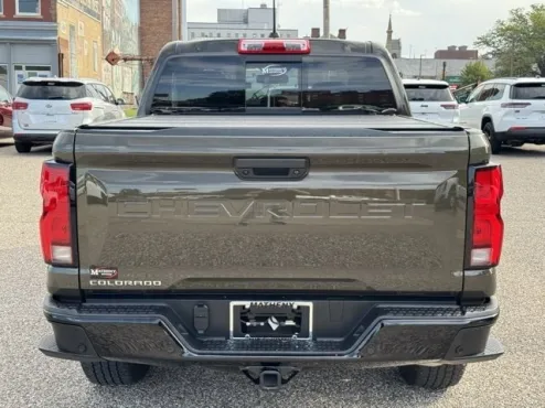 2023 Chevrolet Colorado Z71 photo 4