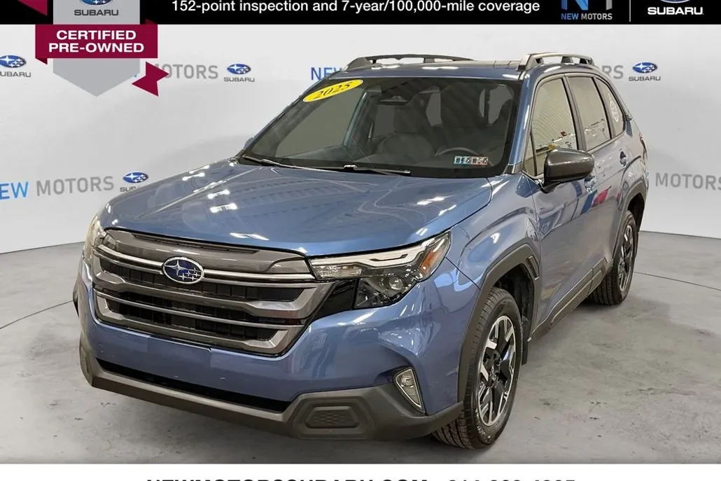 2025 Subaru Forester Premium Base photo 1