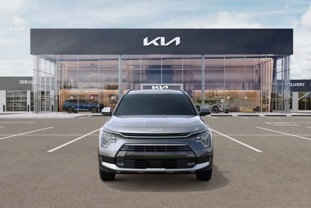 2025 Kia Niro EX Touring photo 1
