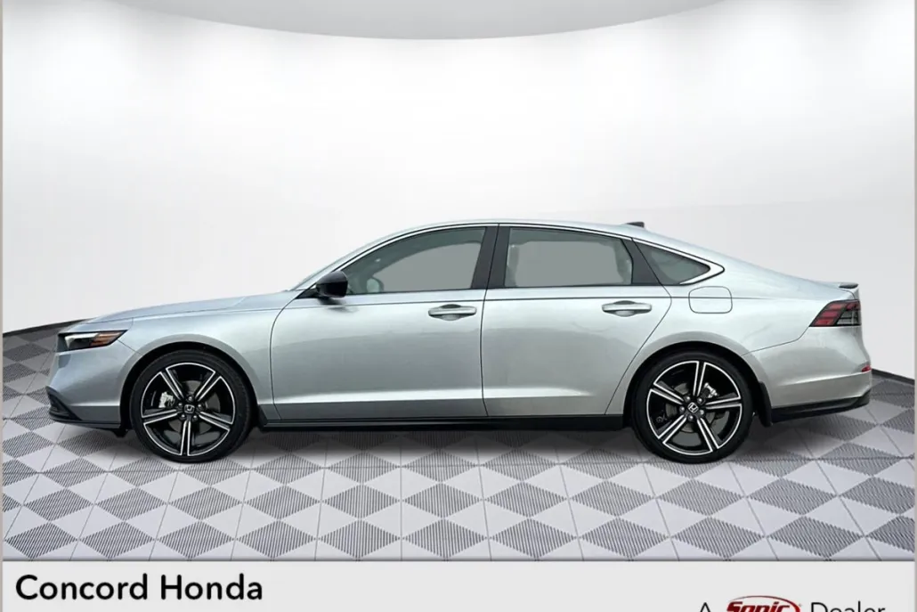 2025 Honda Accord Hybrid Sport photo 1