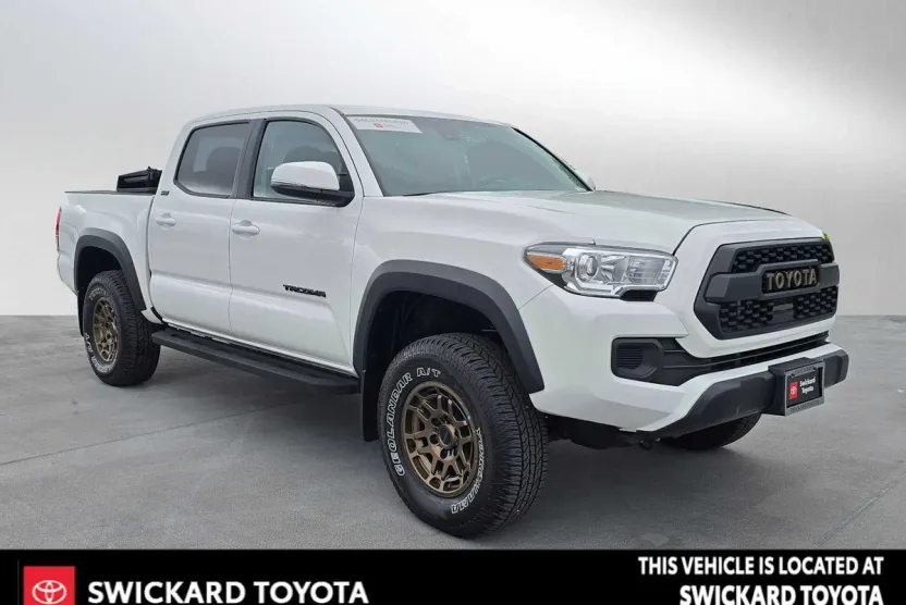 2023 Toyota Tacoma Trail Edition V6 photo 1