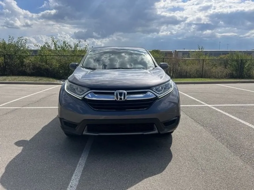 2017 Honda CR-V LX photo 1