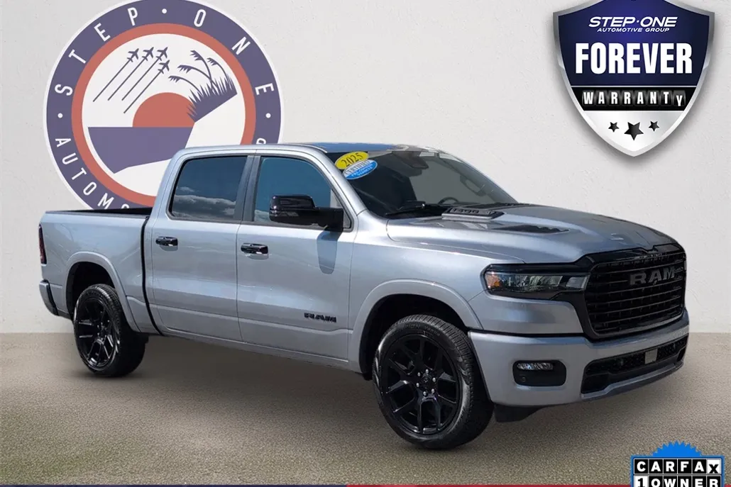 2025 Ram 1500 Laramie Night Edition photo 1