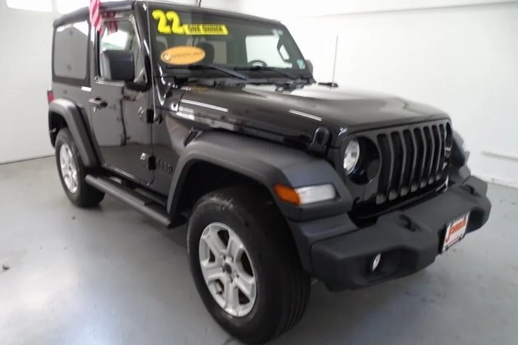 2022 Jeep Wrangler Sport S photo 1