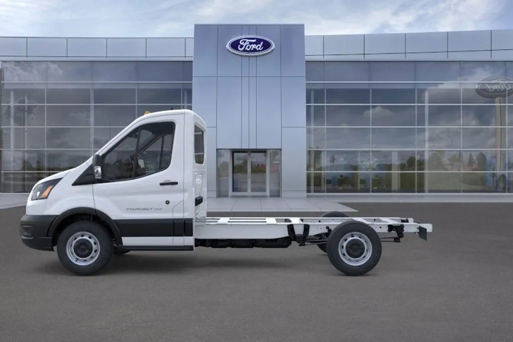 2025 Ford Transit photo 1