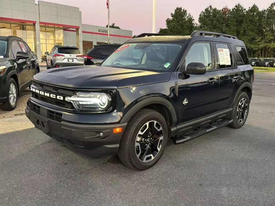 2022 Ford Bronco Sport Outer Banks photo 1