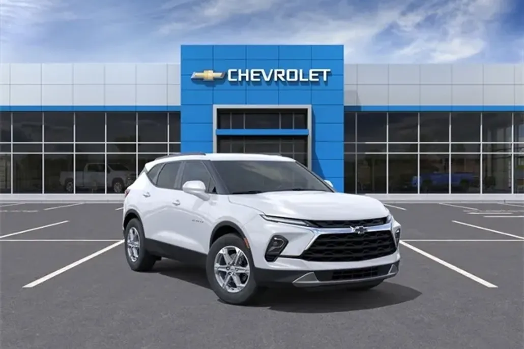 2025 Chevrolet Blazer 2LT photo 1