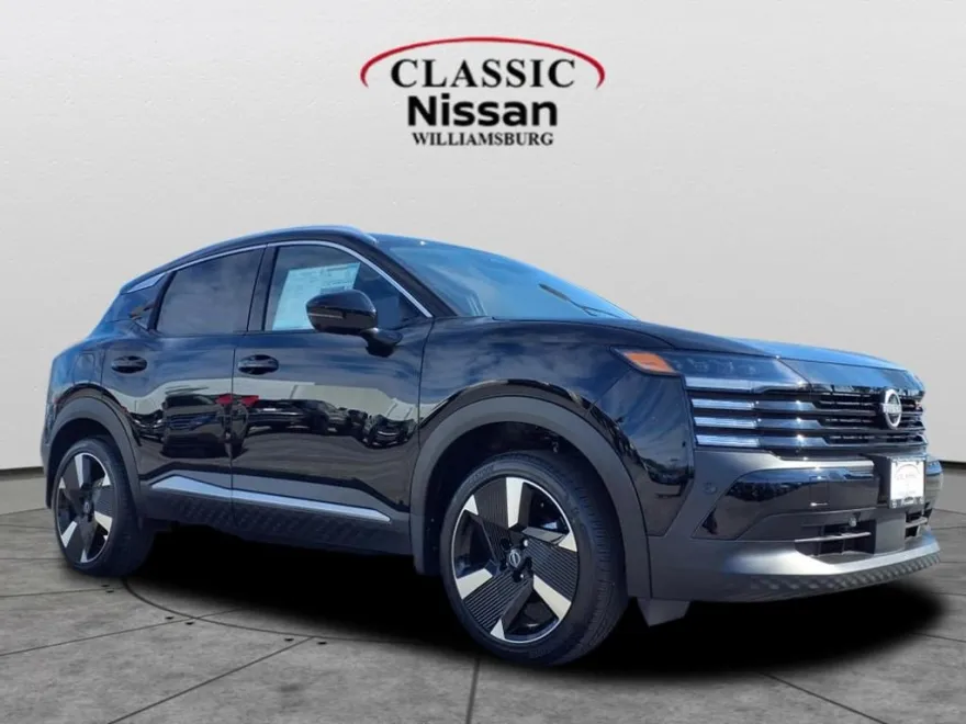 2025 Nissan Kicks SR photo 1