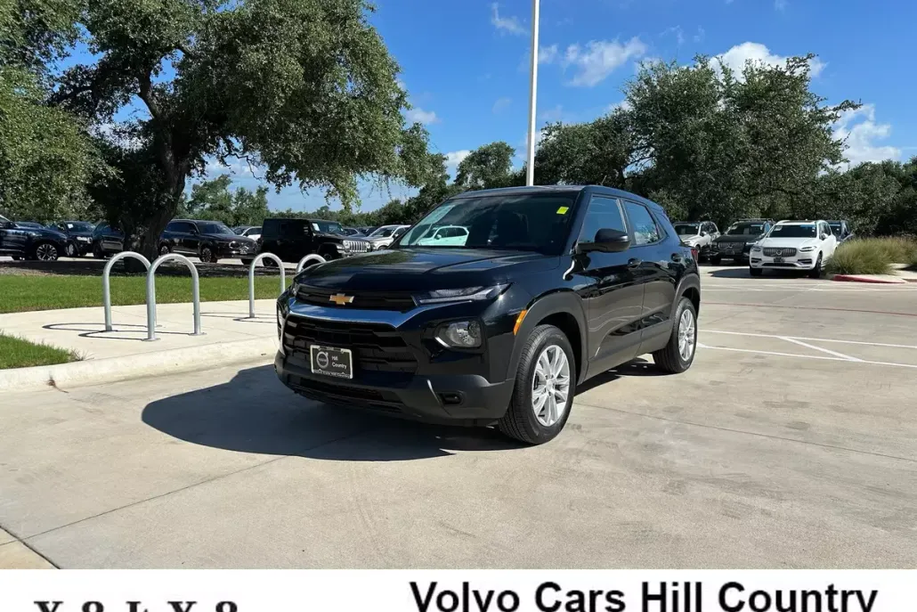 2023 Chevrolet Trailblazer LS photo 1