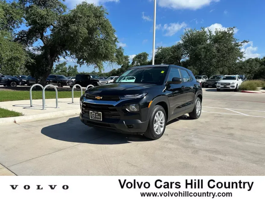 2023 Chevrolet Trailblazer LS photo 1