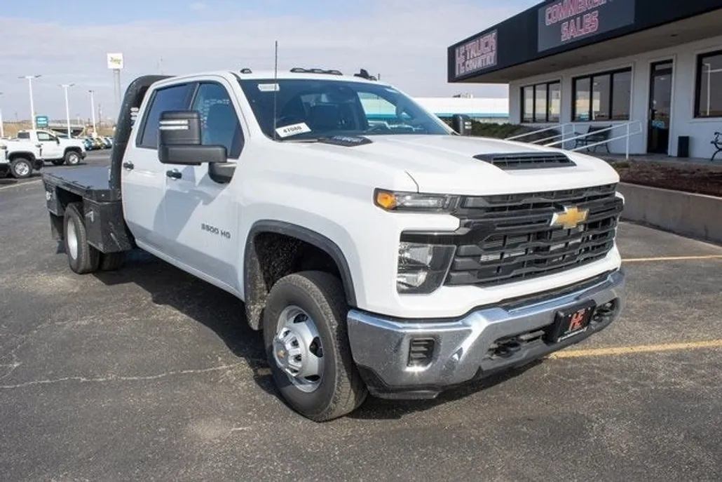 2024 Chevrolet Silverado 3500HD Work Truck photo 1