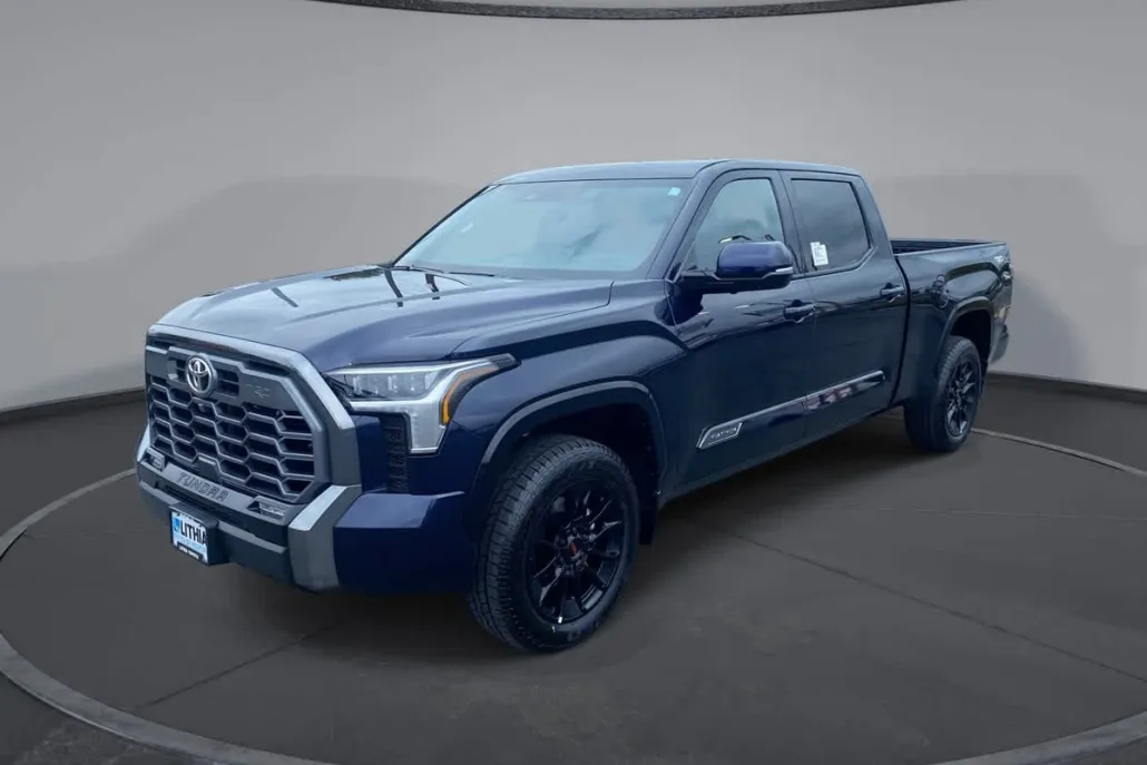 2025 Toyota Tundra Platinum photo 1