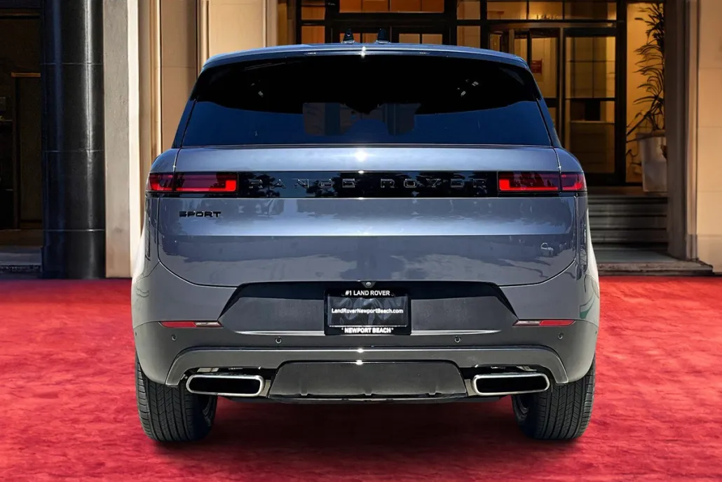 2024 Land Rover Range Rover Sport SE photo 1