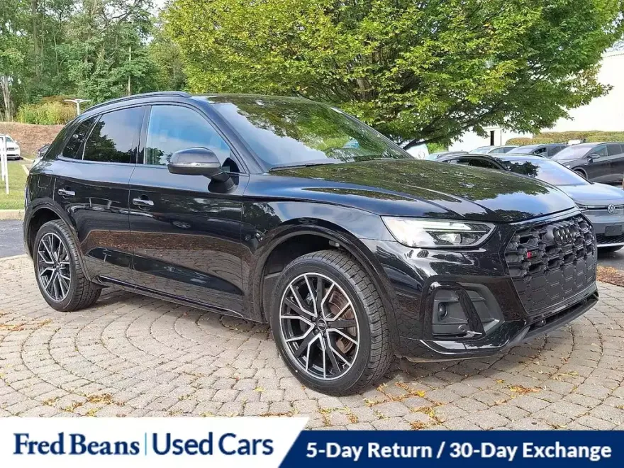 2023 Audi SQ5 Premium Plus photo 1