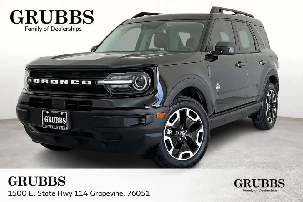 2024 Ford Bronco Sport Outer Banks photo 1