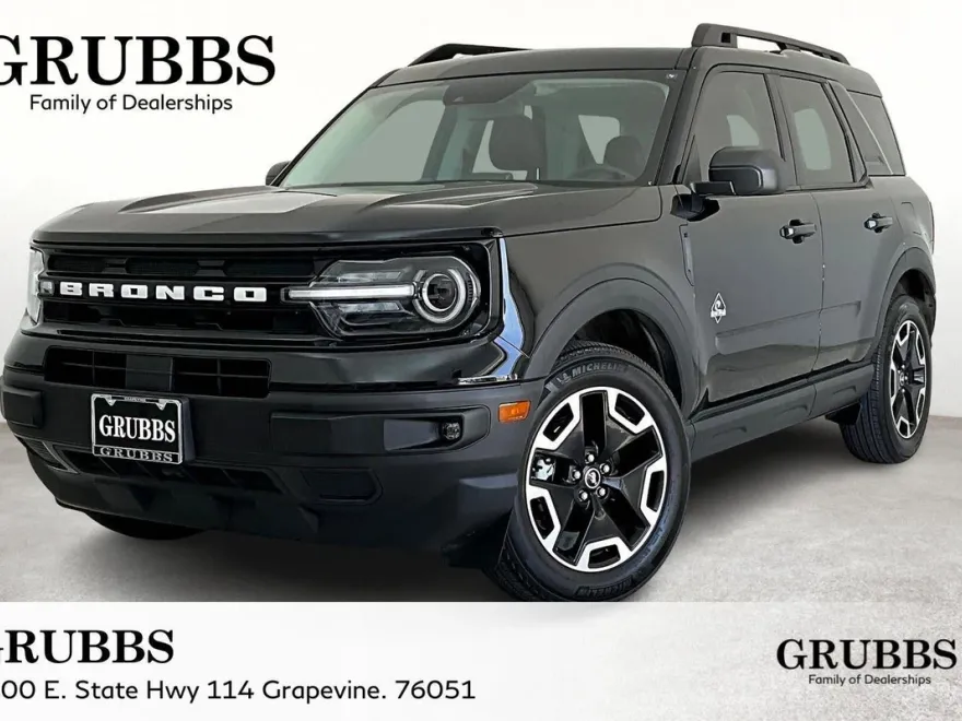 2024 Ford Bronco Sport Outer Banks photo 1