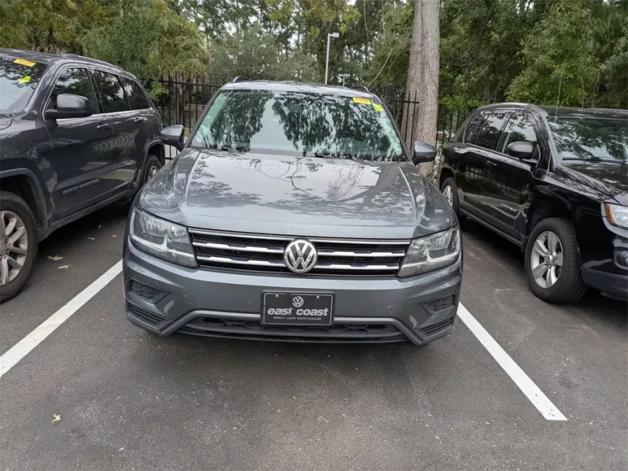 2021 Volkswagen Tiguan S photo 1
