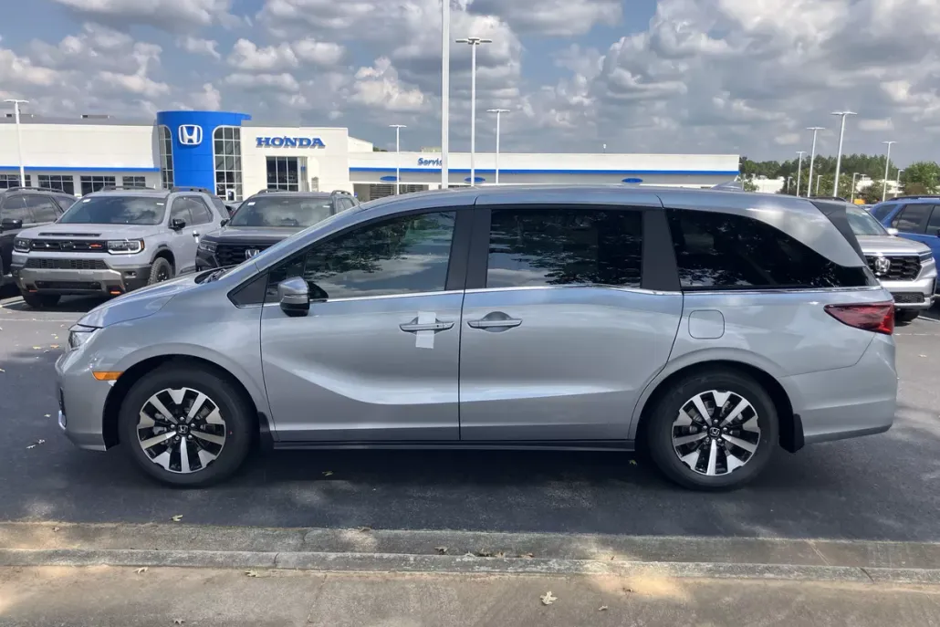 2026 Honda Odyssey EX-L photo 1