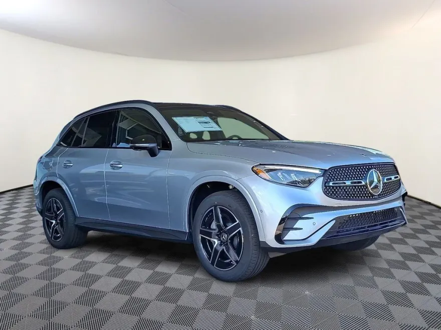 2026 Mercedes Benz GLC 300 4MATIC photo 1