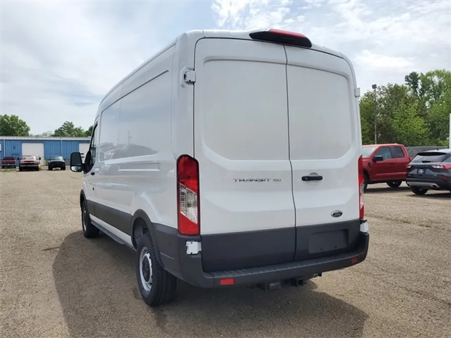 2025 Ford Transit Cargo Van photo 1